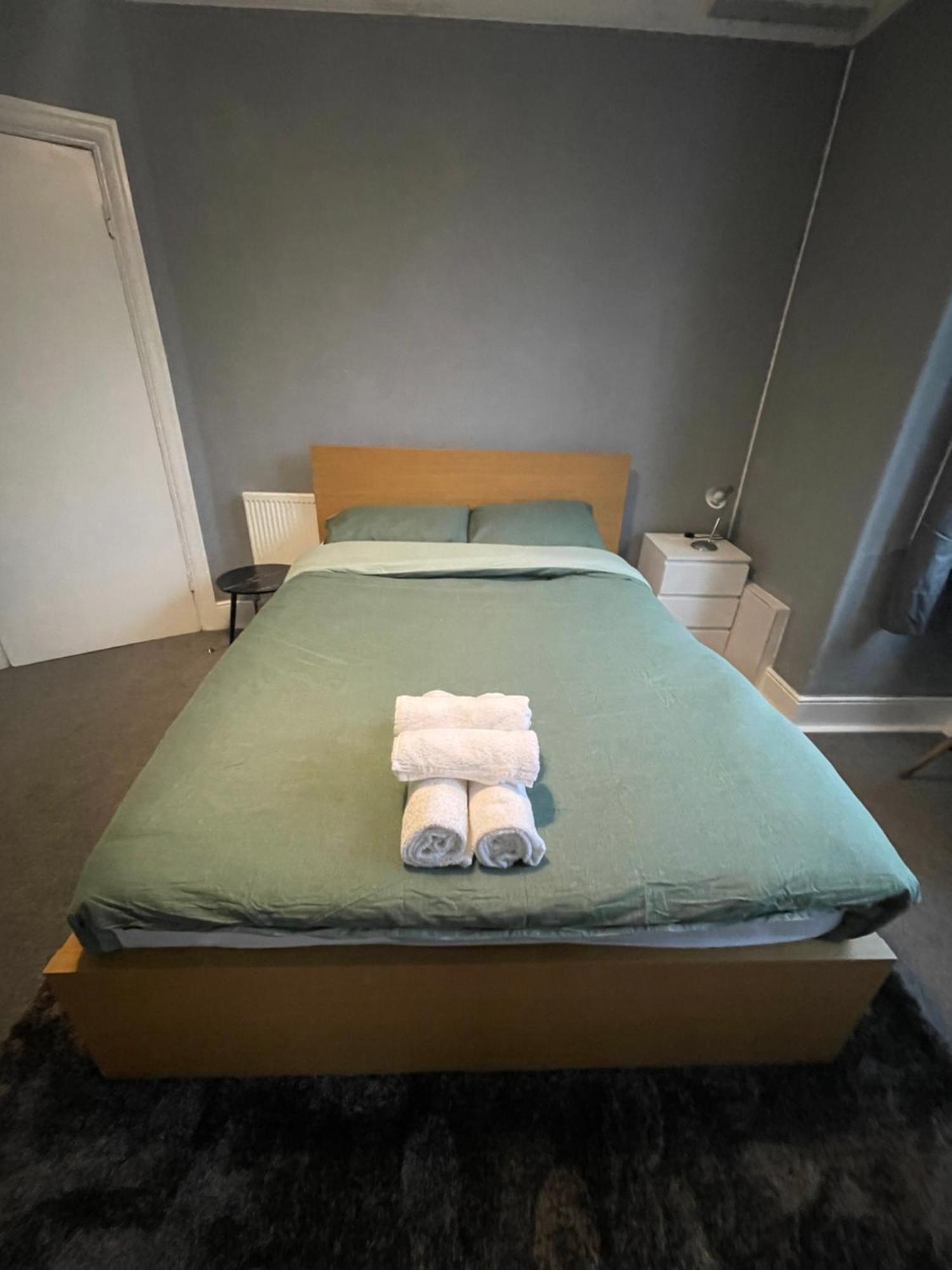 Cosy Double Rooms A Stones Throw From Wembley Stadium Londen Buitenkant foto